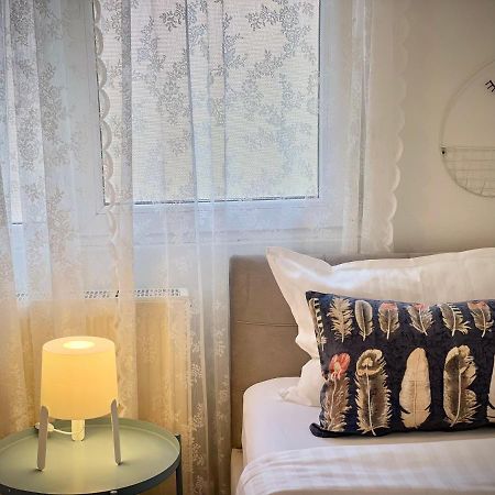 Perfect Place To Stay Self Check In-24H-Netflix-Wifi Resita Buitenkant foto
