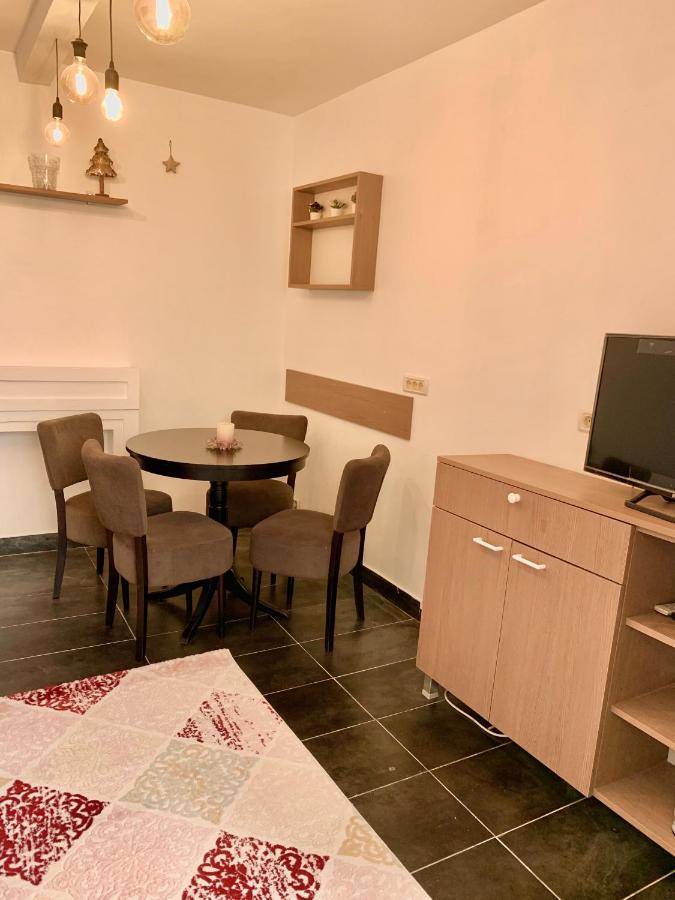 Perfect Place To Stay Self Check In-24H-Netflix-Wifi Resita Buitenkant foto