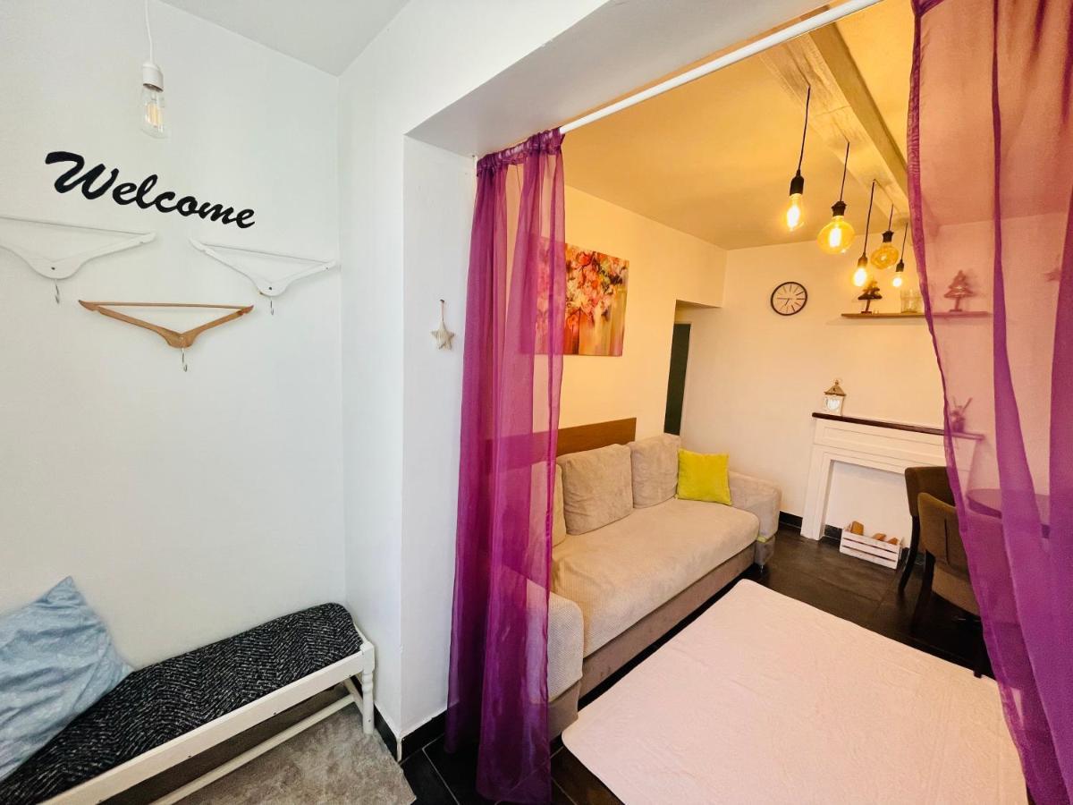 Perfect Place To Stay Self Check In-24H-Netflix-Wifi Resita Buitenkant foto