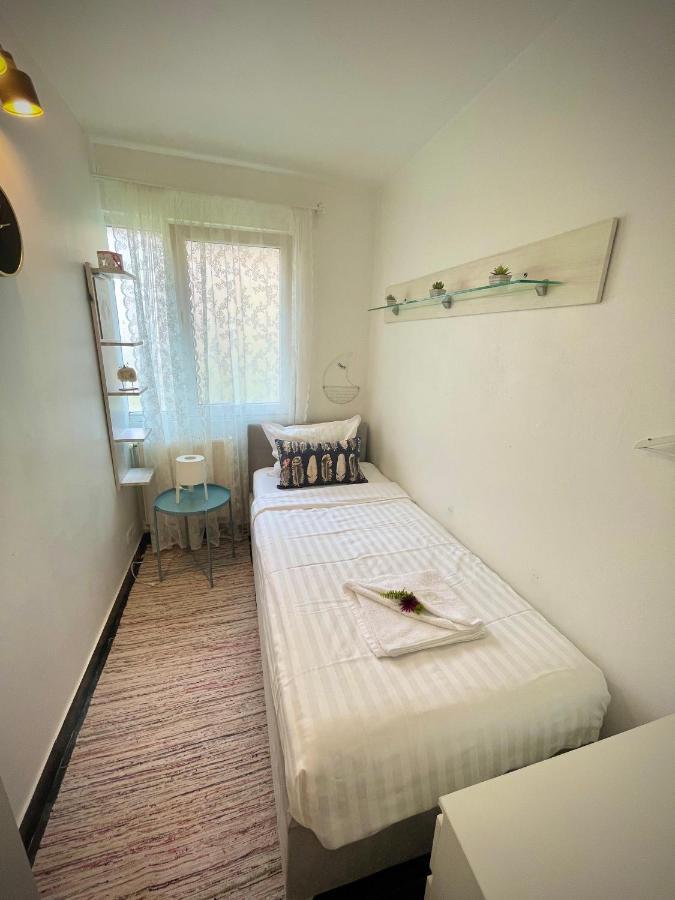 Perfect Place To Stay Self Check In-24H-Netflix-Wifi Resita Buitenkant foto